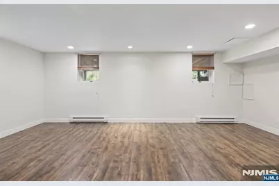 30 Litchult Lane, Mahwah, NJ 07430 - Photo 31