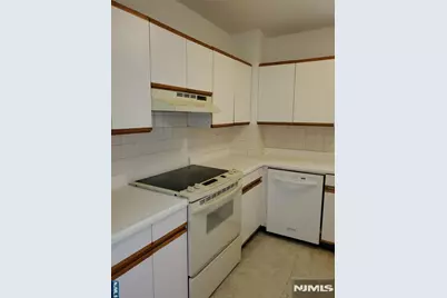 100 Pierson Miller Drive C1 #C1, Pompton Lakes, NJ 07442 - Photo 3