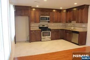 10 Gall Ave 2, Elmwood Park, NJ 07407 - Photo 3