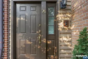21 Yorkview Dr B6, Edgewater, NJ 07020 - Photo 27