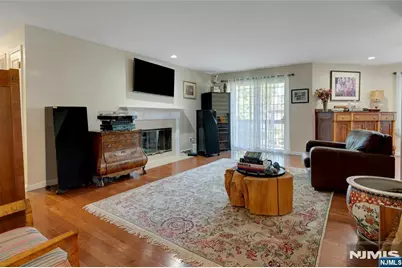 1 Parkside Terrace 1C #1C, Woodland Park, NJ 07424 - Photo 5