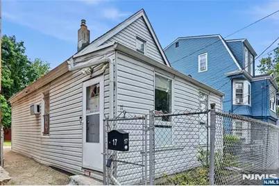 17 Highland Terrace, Irvington, NJ 07111 - Photo 21