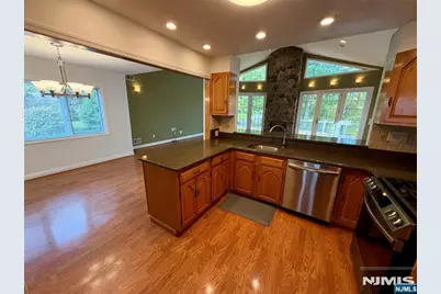 49 White Pond Road, Waldwick, NJ 07463 - Photo 11