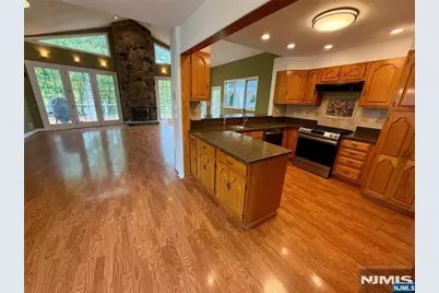 49 White Pond Road, Waldwick, NJ 07463 - Photo 9