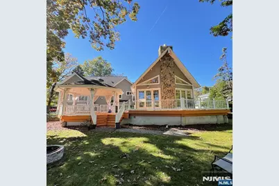 49 White Pond Road, Waldwick, NJ 07463 - Photo 3