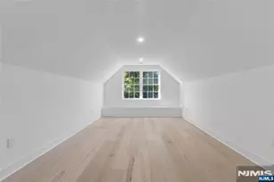 30 Irving Street 2, Montclair, NJ 07042 - Photo 35