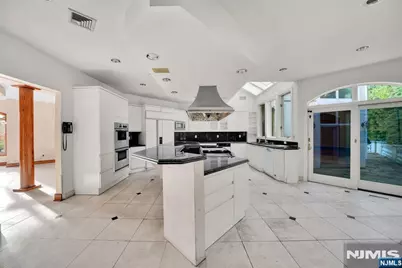 11 Fairway Court, Cresskill, NJ 07626 - Photo 9