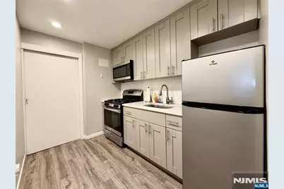 3-10 Fair Lawn Avenue, Fair Lawn, NJ 07410 - Photo 3