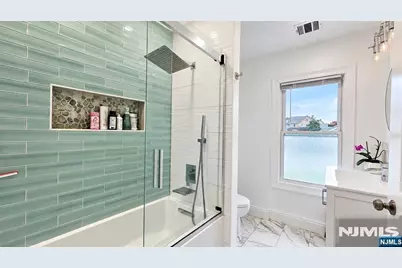271 Castle Terrace, Lyndhurst Township, NJ 07071 - Photo 13