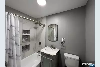 285 Aycrigg Avenue 6F #6F, Passaic, NJ 07055 - Photo 11