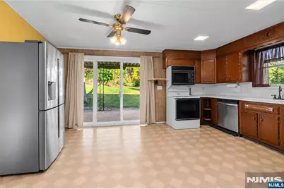 3695 State Rt 94, Hamburg, NJ 07419 - Photo 15