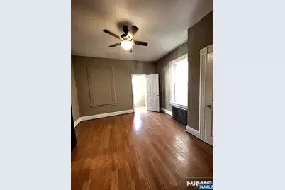 112 Hayward Place 1 #1, Wallington, NJ 07057 - Photo 5