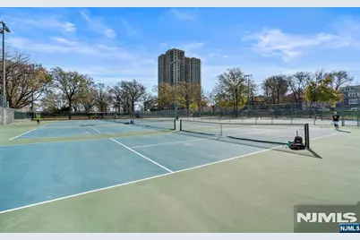 7855 Boulevard East 7L #7L, North Bergen, NJ 07047 - Photo 23