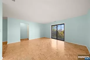 6409 Liberty I2, North Bergen, NJ 07047 - Photo 11