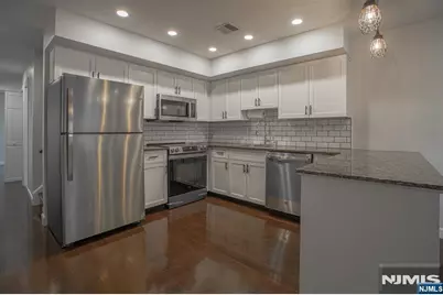 31 Fairmount Avenue 6A #6A, Hackensack, NJ 07601 - Photo 5
