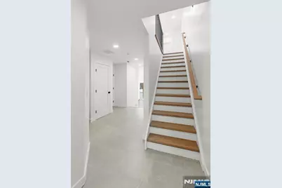503 Saint Pauls Avenue, Cliffside Park, NJ 07010 - Photo 45