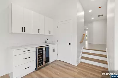503 Saint Pauls Avenue, Cliffside Park, NJ 07010 - Photo 35