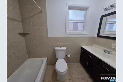 89 Watsessing Avenue 1 #1, Bloomfield, NJ 07003 - Photo 17