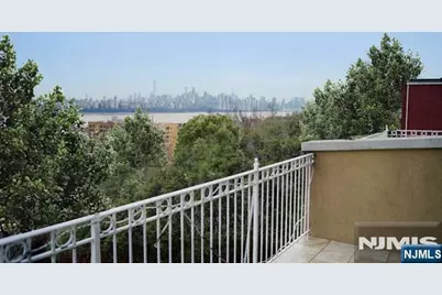 196 Cedar Street C002C #C002C, Cliffside Park, NJ 07010 - Photo 11