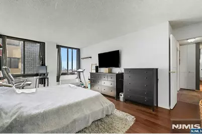 300 Winston Drive 920 #920, Cliffside Park, NJ 07010 - Photo 29