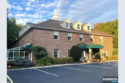 6307 Richmond Road Building 6, Uni #building 6, Uni, West Milford, NJ 07480 - Photo 19