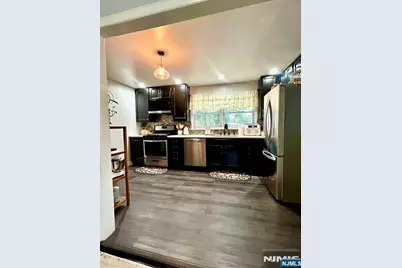 102 Floyd Avenue, Bloomfield, NJ 07003 - Photo 7