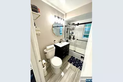 102 Floyd Avenue, Bloomfield, NJ 07003 - Photo 11