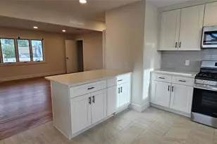 2 3rd Street 2, Elmwood Park, NJ 07407 - Photo 3