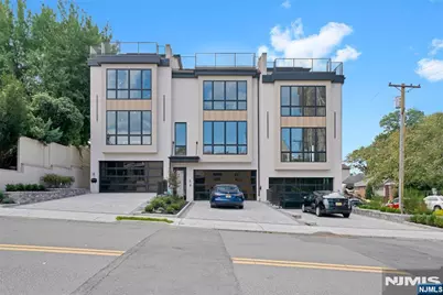 470 Palisades Boulevard, Fort Lee, NJ 07024 - Photo 47