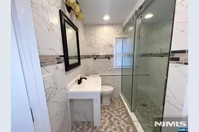 93 Hillside Avenue, Hasbrouck Heights, NJ 07604 - Photo 13