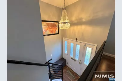 93 Hillside Avenue, Hasbrouck Heights, NJ 07604 - Photo 11