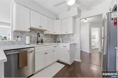 290 Anderson Street 4N #4N, Hackensack, NJ 07601 - Photo 3