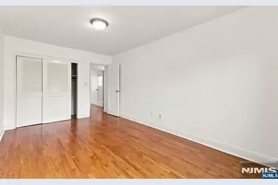 2193.5 N Central Avenue B #B, Fort Lee, NJ 07024 - Photo 19