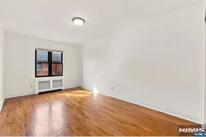 2193.5 N Central Avenue B #B, Fort Lee, NJ 07024 - Photo 17