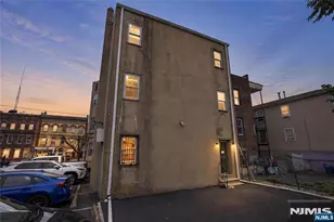 592 6th Street 1108, Newark, NJ 07107 - Photo 15