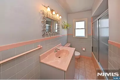 124 Woodland Avenue, Maywood, NJ 07607 - Photo 17
