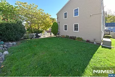 124 Woodland Avenue, Maywood, NJ 07607 - Photo 25