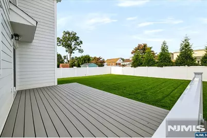 578 Pine Avenue, Saddle Brook Township, NJ 07663 - Photo 47