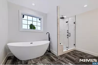 578 Pine Avenue, Saddle Brook Township, NJ 07663 - Photo 29