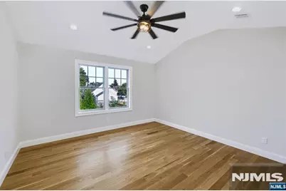 578 Pine Avenue, Saddle Brook Township, NJ 07663 - Photo 35