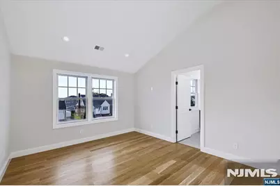 578 Pine Avenue, Saddle Brook Township, NJ 07663 - Photo 31