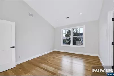 578 Pine Avenue, Saddle Brook Township, NJ 07663 - Photo 39