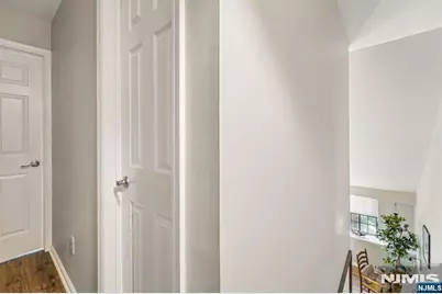 3811 Melville 3811 #3811, Mahwah, NJ 07430 - Photo 23