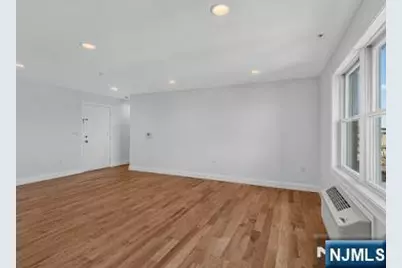 315 7th Street 703 #703, Union City, NJ 07087 - Photo 9