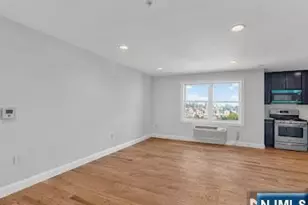 315 7th Street 703, Union City, NJ 07087 - Photo 3