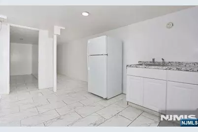 7 Farnham Avenue, Garfield, NJ 07026 - Photo 33
