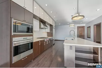 9 Somerset 209 #209, Edgewater, NJ 07020 - Photo 9