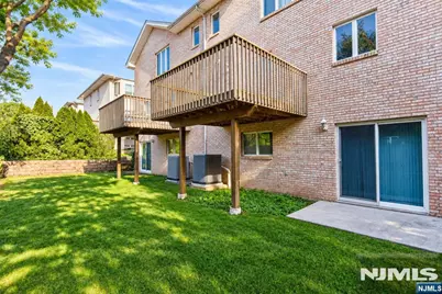 347 4th Street A #A, Palisades Park, NJ 07650 - Photo 33