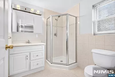 347 4th Street A #A, Palisades Park, NJ 07650 - Photo 27