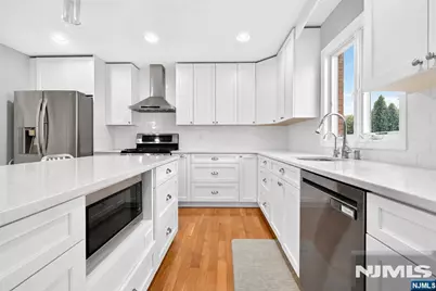 347 4th Street A #A, Palisades Park, NJ 07650 - Photo 11